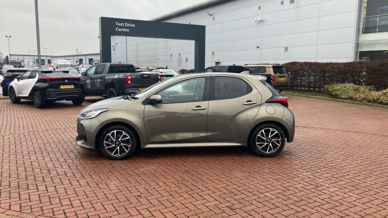 Toyota Yaris 1.5 Hybrid Design 5dr CVT Hybrid Hatchback